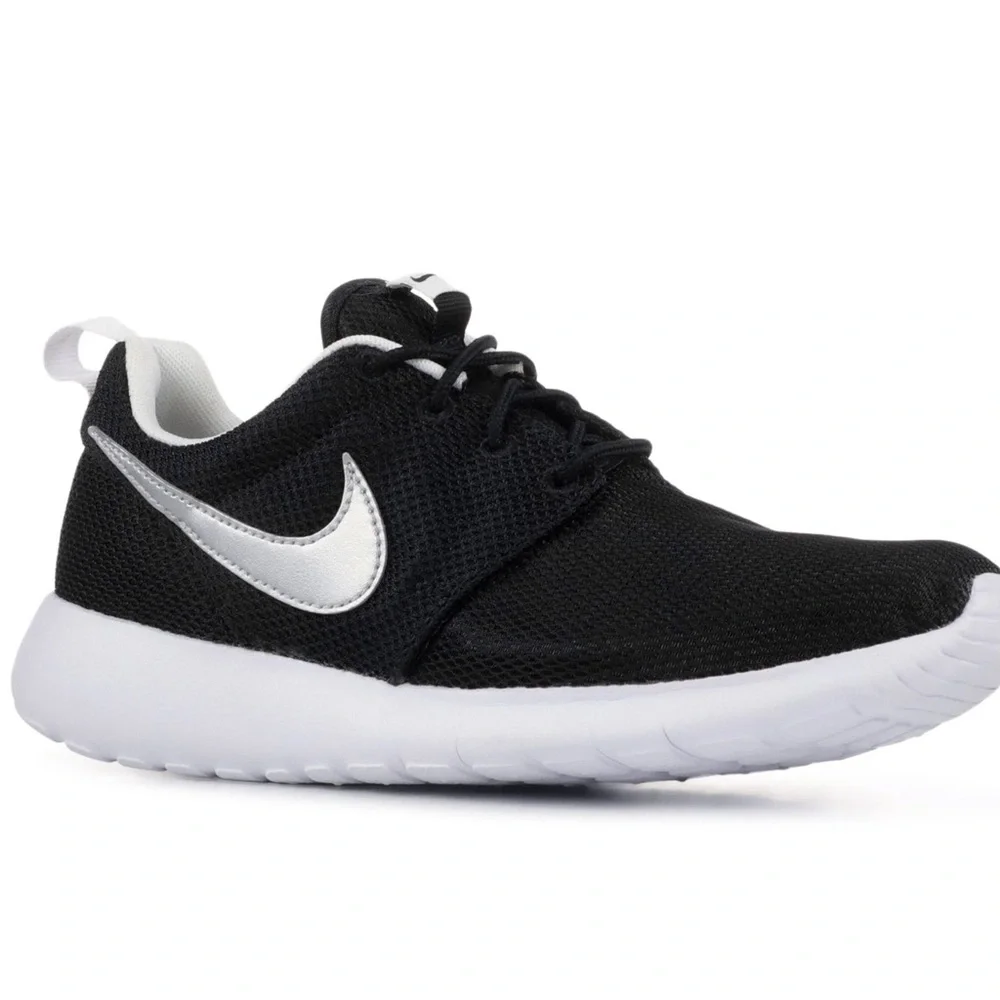 NIKE ROSHE - Picture 1 of 8